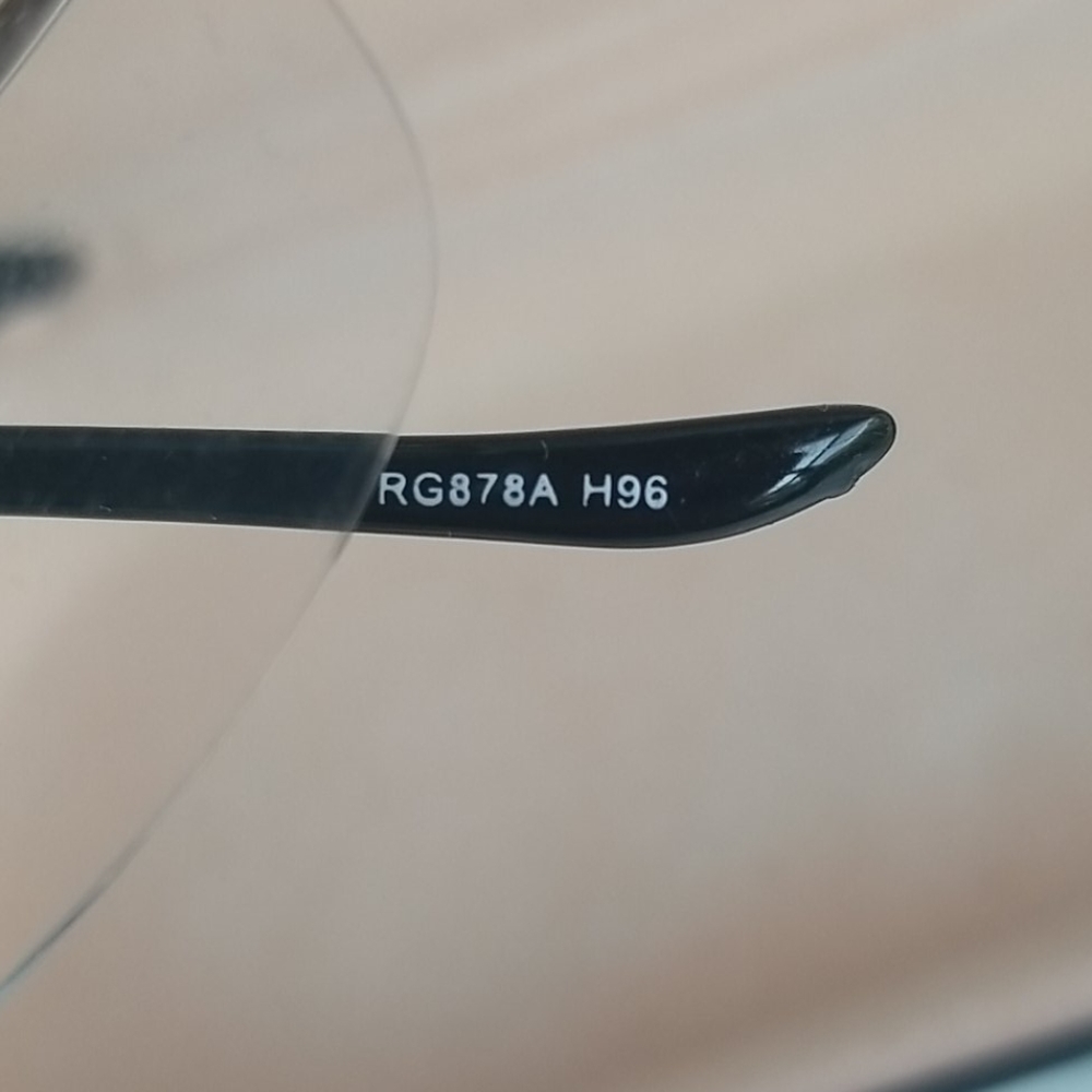 Readers with case - Picture 3 of 8